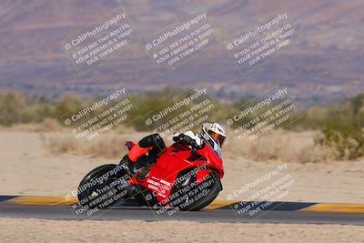 media/Dec-15-2023-Apex Assassins (Fri) [[91f19fb1c7]]/Trackday 1/Session 2 (Turn 4 Entry)/